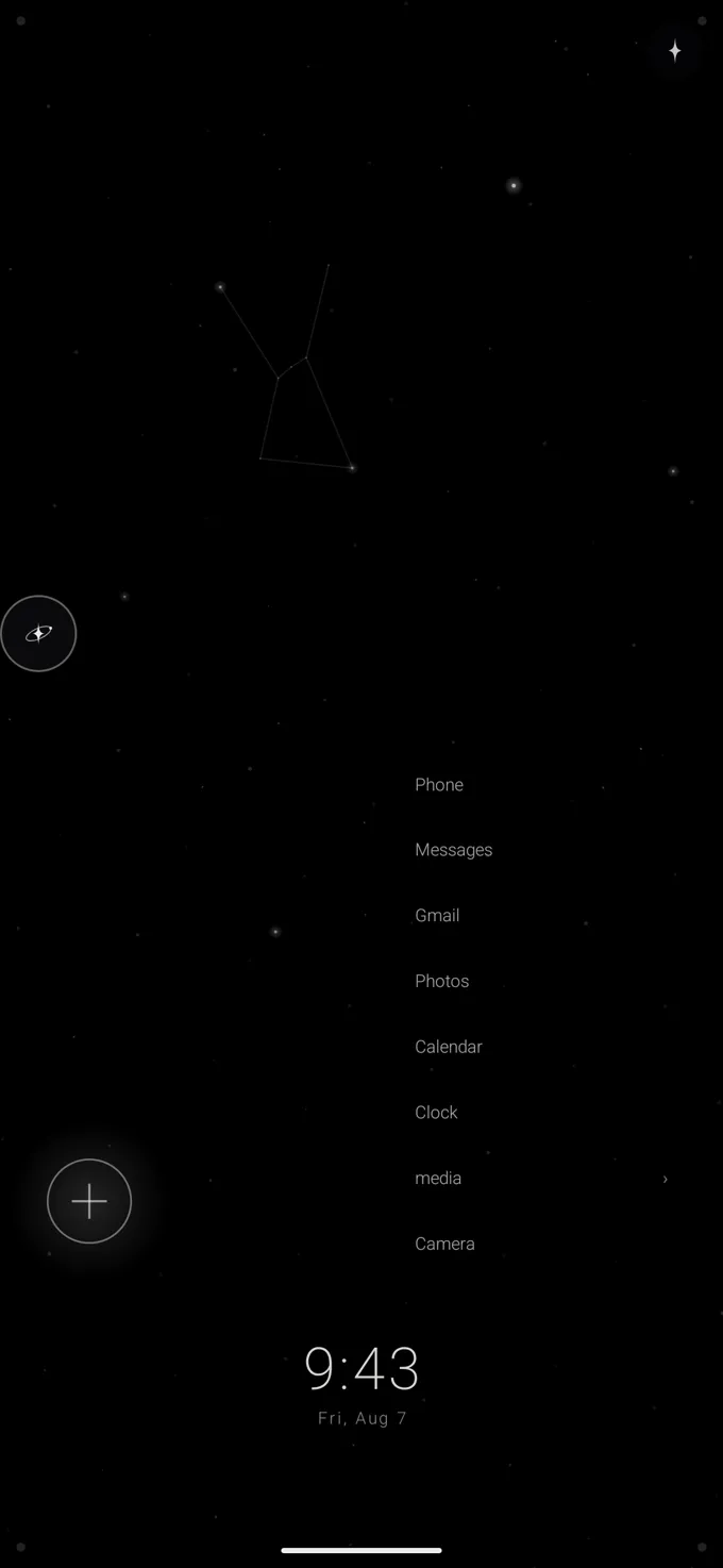 Zenith's list mode: the apps laid out as a plain vertical list of names — Phone, Messages, Gmail, Photos, Calendar — for screen-reader and low-vision use.